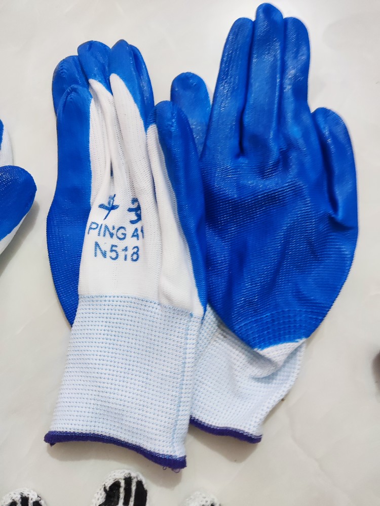 Picture of 1 pair Nylon Rubber Coated Hand Gloves For Home And Office