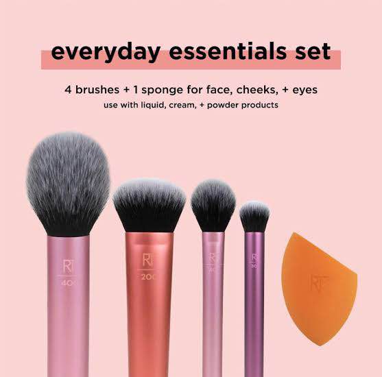 Picture of Real Techniques makeup Brush & Puff Set