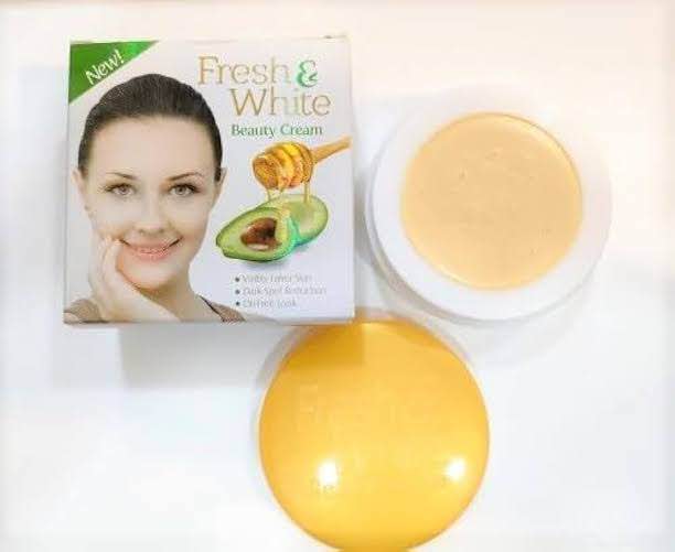 Picture of Fresh & White Beauty Cream Original 30g (Pakistan)