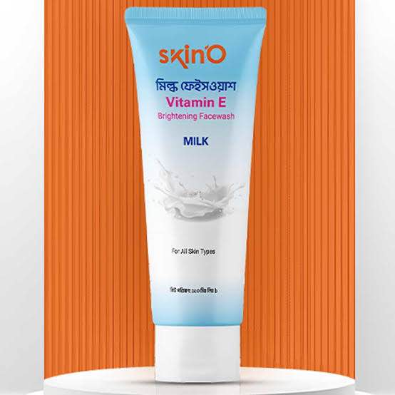 Picture of Skino Vitamin E Brightening Face wash (Milk) 110ml