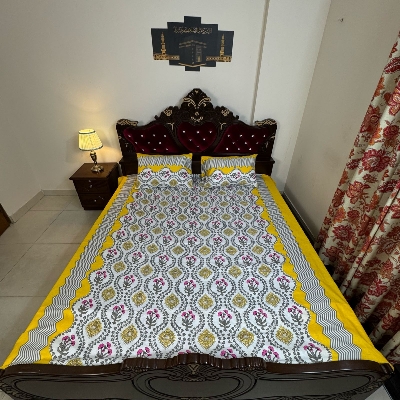 Picture of 1 PCs King Size Bed Sheet with Two Pillow Cover Multicolour Bisanar Chadur