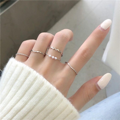 Picture of Ring Set Temperament Fashionable and Popular Women's Multi-layer Ring Twist Pearl Opening Beautiful Hand-tail Ring 5pcs Set