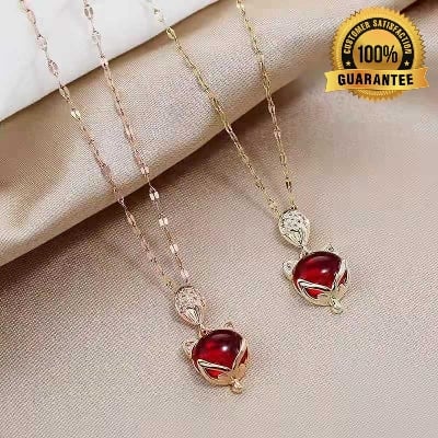 Picture of Fox Eye luxury Clavicle Chain Design Lucky Neckless for Stylish Girls or Women