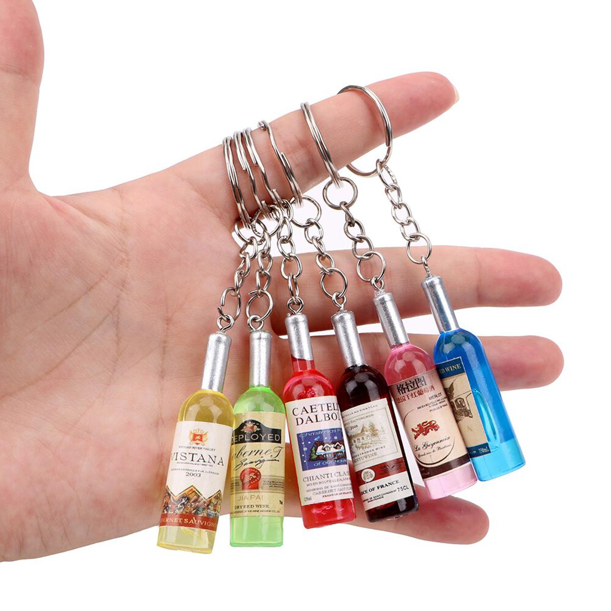 Picture of trendy Car Keychain Auto Key Rings - Key Chains (random color)- 1 pcs