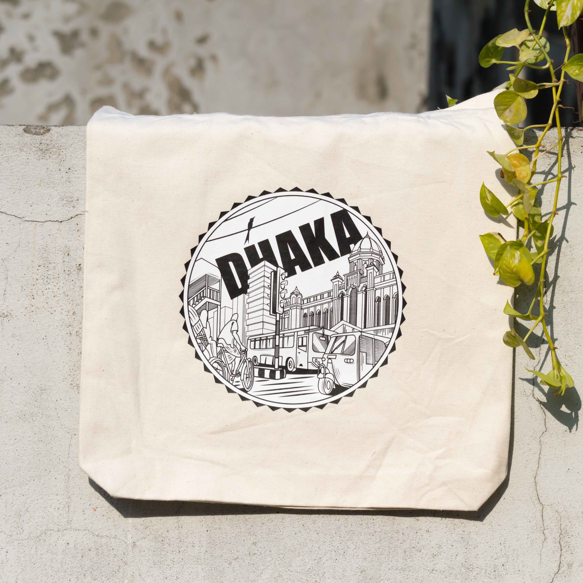 Picture of Sevendays Dhaka & Dhaka Line White (Round) Black & White Canvas Tote Bag 3-Pack