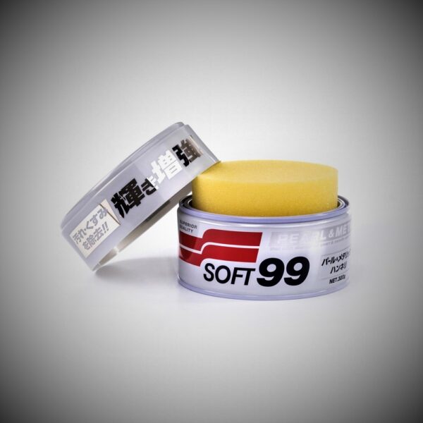 Picture of Soft99 Pearl & White Car Wax - High Gloss Finish for White and Pearl Vehicles (300g)