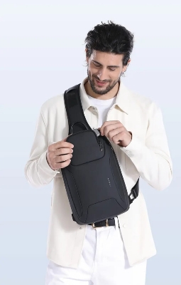 Picture of BANGE Hot Wholesale Men's Crossbody Bag Sports Cycling Small Sling Bag Travel Shoulder Chest Bag