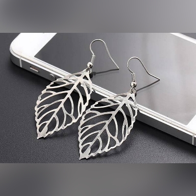Picture of Hot Fashion Jewelry Hollow Metal Leaves Dangling Long Statement Drop Earrings For Women Bijoux - Ear Ring