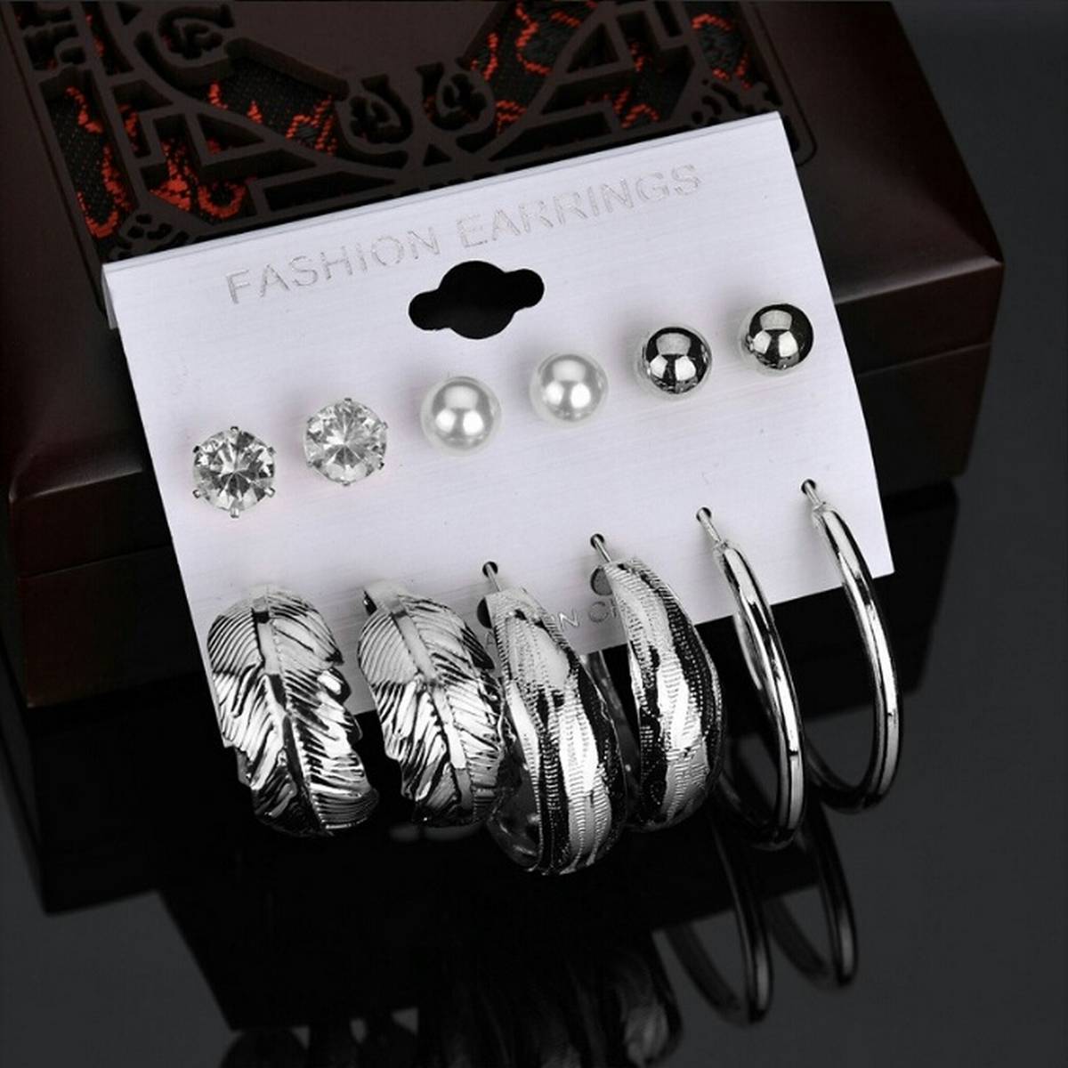 Picture of 6 Pairs of Rhinestone Set Big Circle Leaf Earring for Women Fashion Jewelry