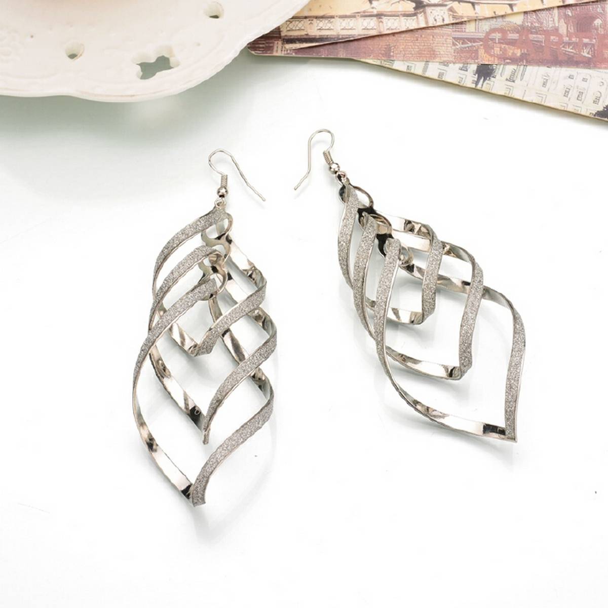 Picture of Elegant Classic Punk Gold Color Spiral Pendant Drop Earrings Jewelry For Women Jewelry Fashion