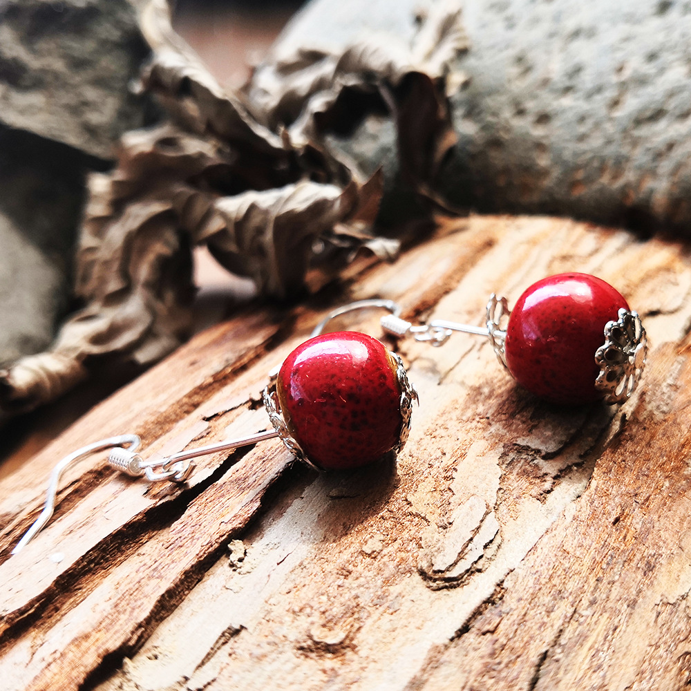 Picture of Retro Craft Jewelry Ceramic Jewelry Color Earrings different shape cherry stud earring