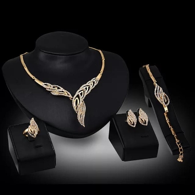 Picture of Golden Colour xoxo indian bridal stone jewelry set