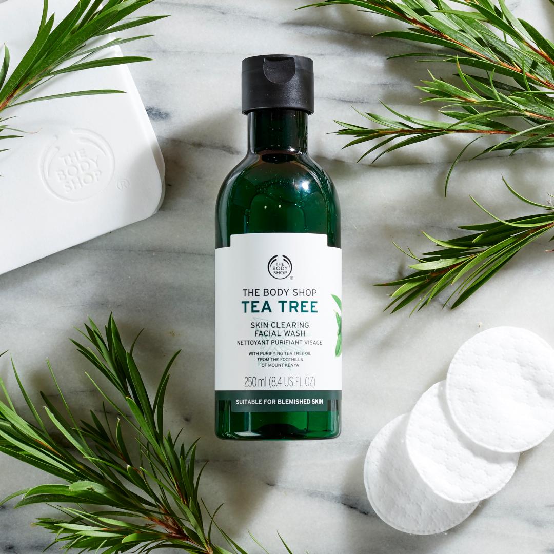 Picture of The Body Shop T Tree Skin Clearing Face Wash 250Ml