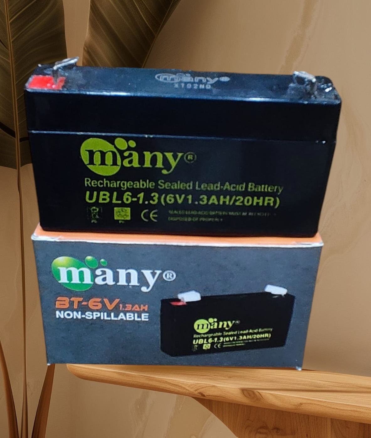 Picture of Rechargeable Sealed Lead-Acid Battery -Many 6 Volt1.3 Ampere Battery -285 Gram-Size(L-3.82mm X W-0.98mm X H-2.24mm )