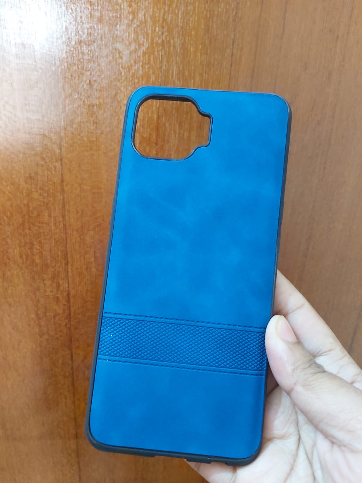 Picture of oppo f17 pro Luxury Silicone Protect Back Cover Soft Case For back cover