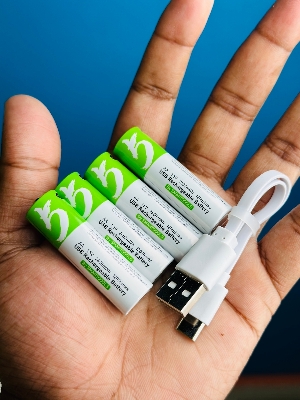 Picture of SmarToools RB40 AA 1.5V 2600mWh Rechargeable Battery (4/2 Pcs Set)