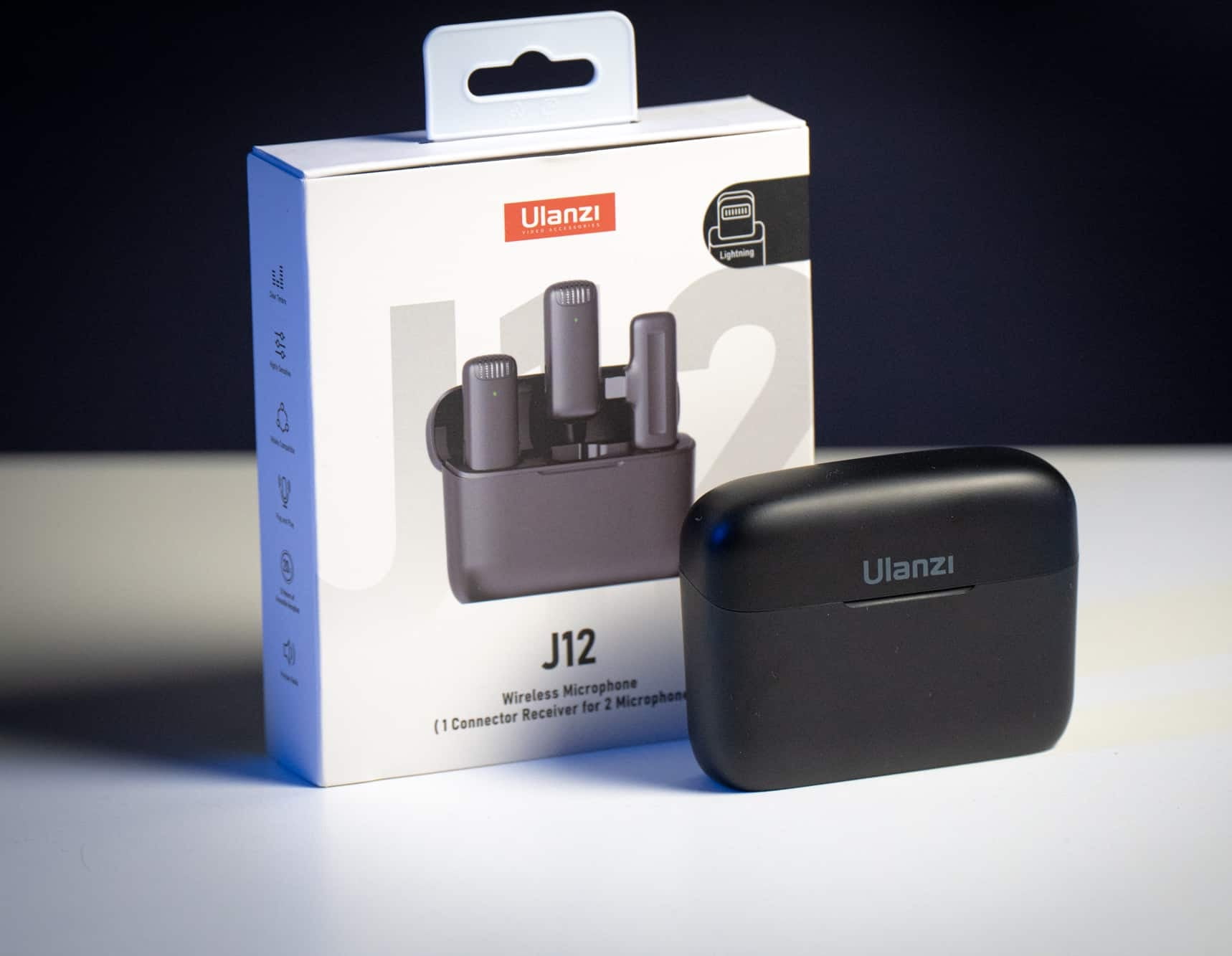 Picture of Ulanzi J12 Dual Wireless Microphone For iPhone With Charging Case