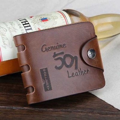 Picture of Compact Leather Card Holder with Zipper - Versatile Wallet for Both Men and Women - Stay Organized in Style