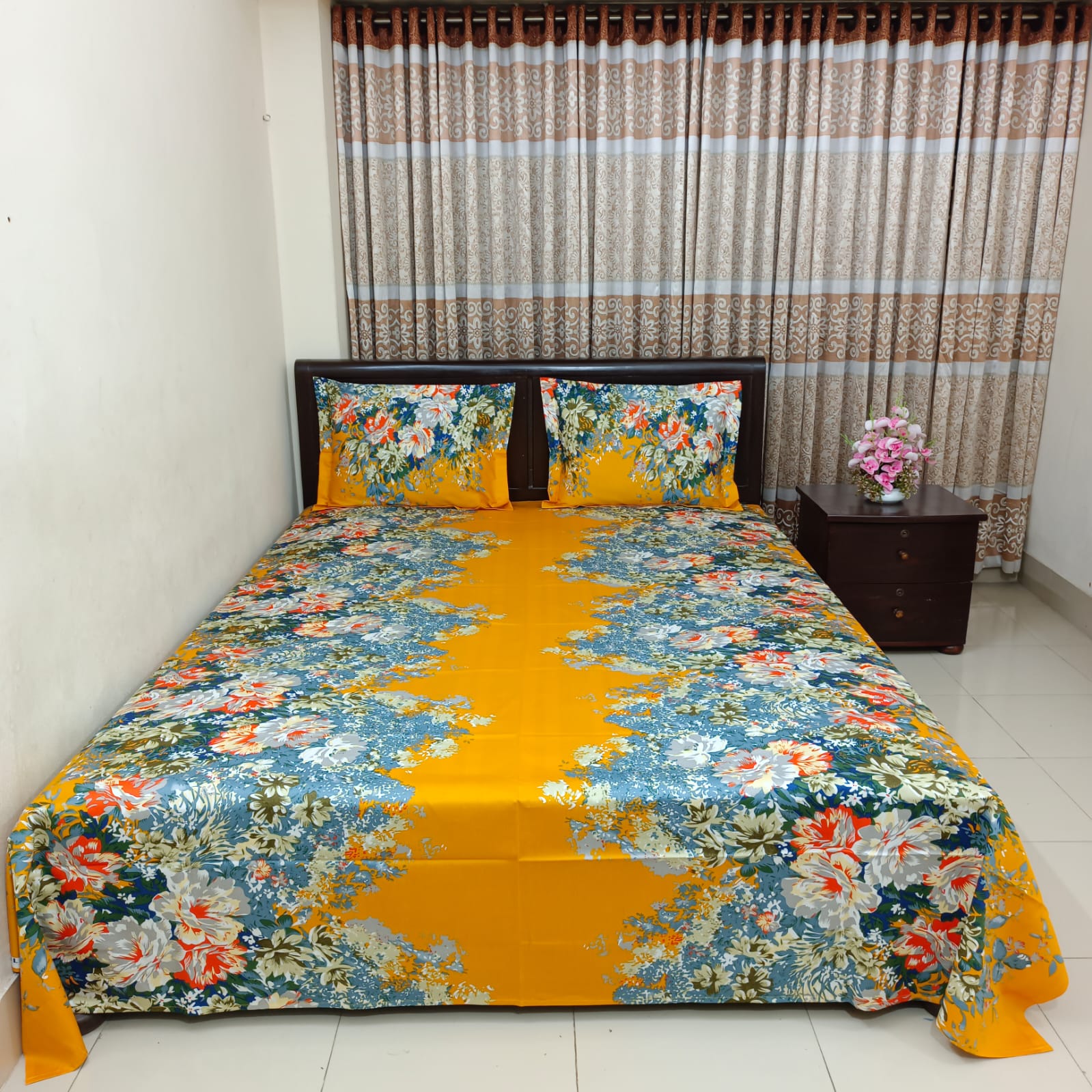 Picture of Luxury Twill Cotton Bedsheet – King Size – 3Pecs – Flora Mustered