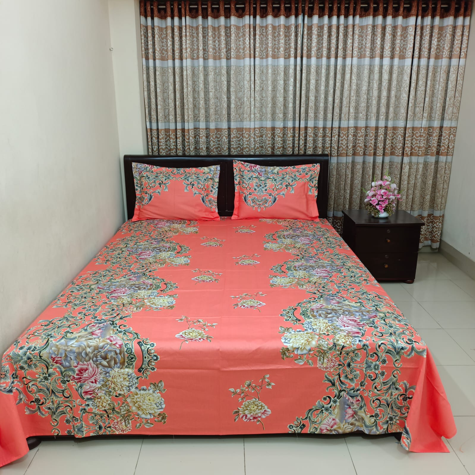 Picture of Luxury Twill Cotton Bedsheet – King Size – 3Pecs – Flora Pink Tickle