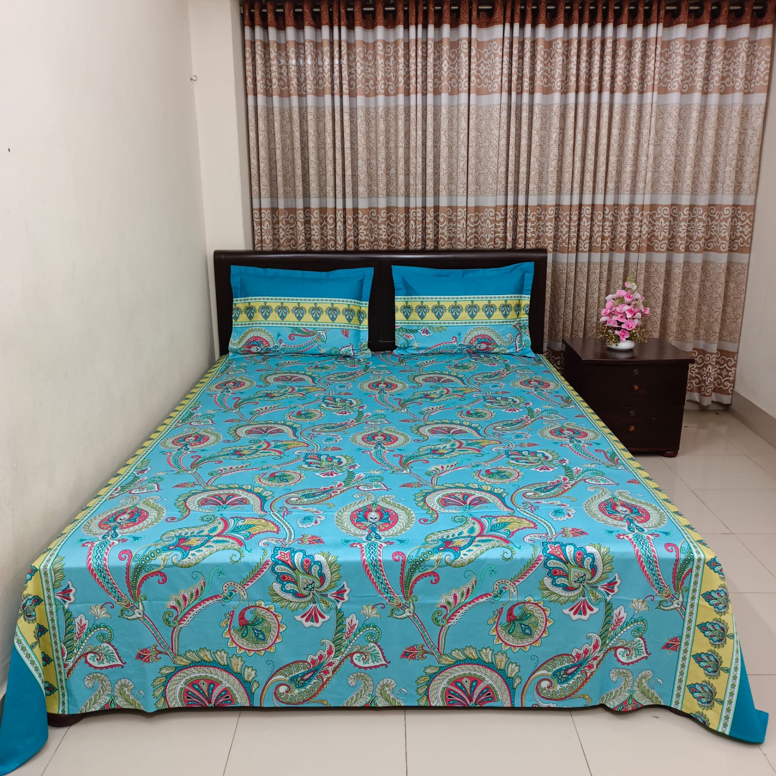 Picture of Luxury Twill Cotton Bedsheet – King Size – 3Pecs – Firoza Kolka