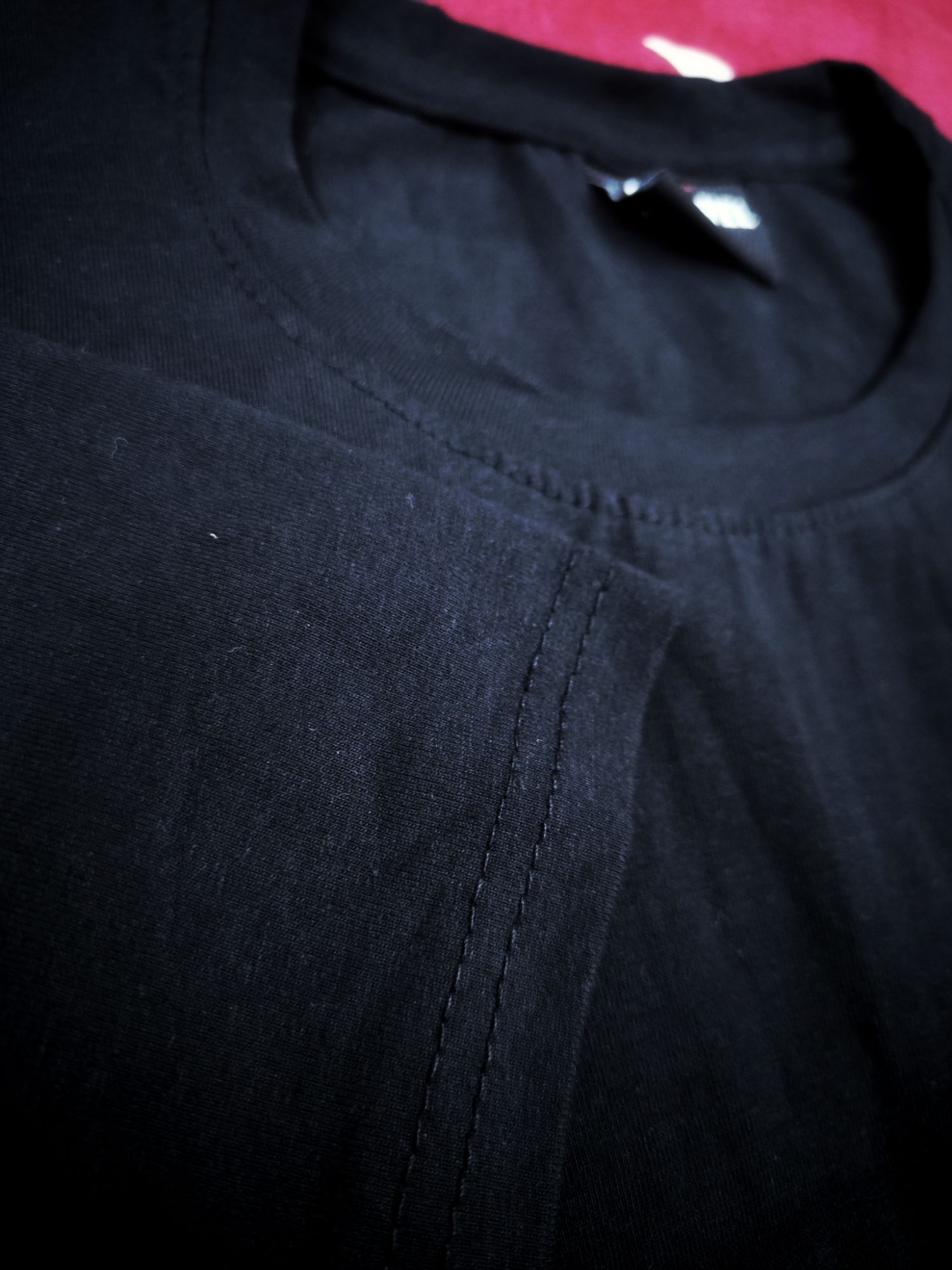 Picture of The weekend premium cotton dropsholder tshirt