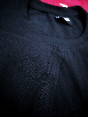 Picture of The weekend premium cotton dropsholder tshirt