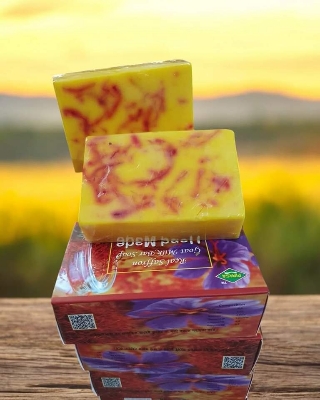 Picture of Pipasa  Beauty Super Saffron Goat Milk soap