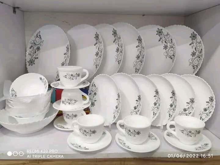 Picture of 32 Pcs Pyrex Opal Glassware White Oven Save Dinner Set - Dinner Set