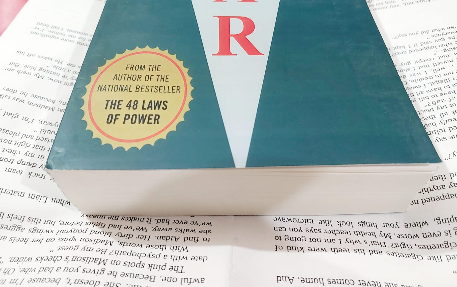 Picture of The 33 Strategies of War by Robert Greene - Premium - Paperback