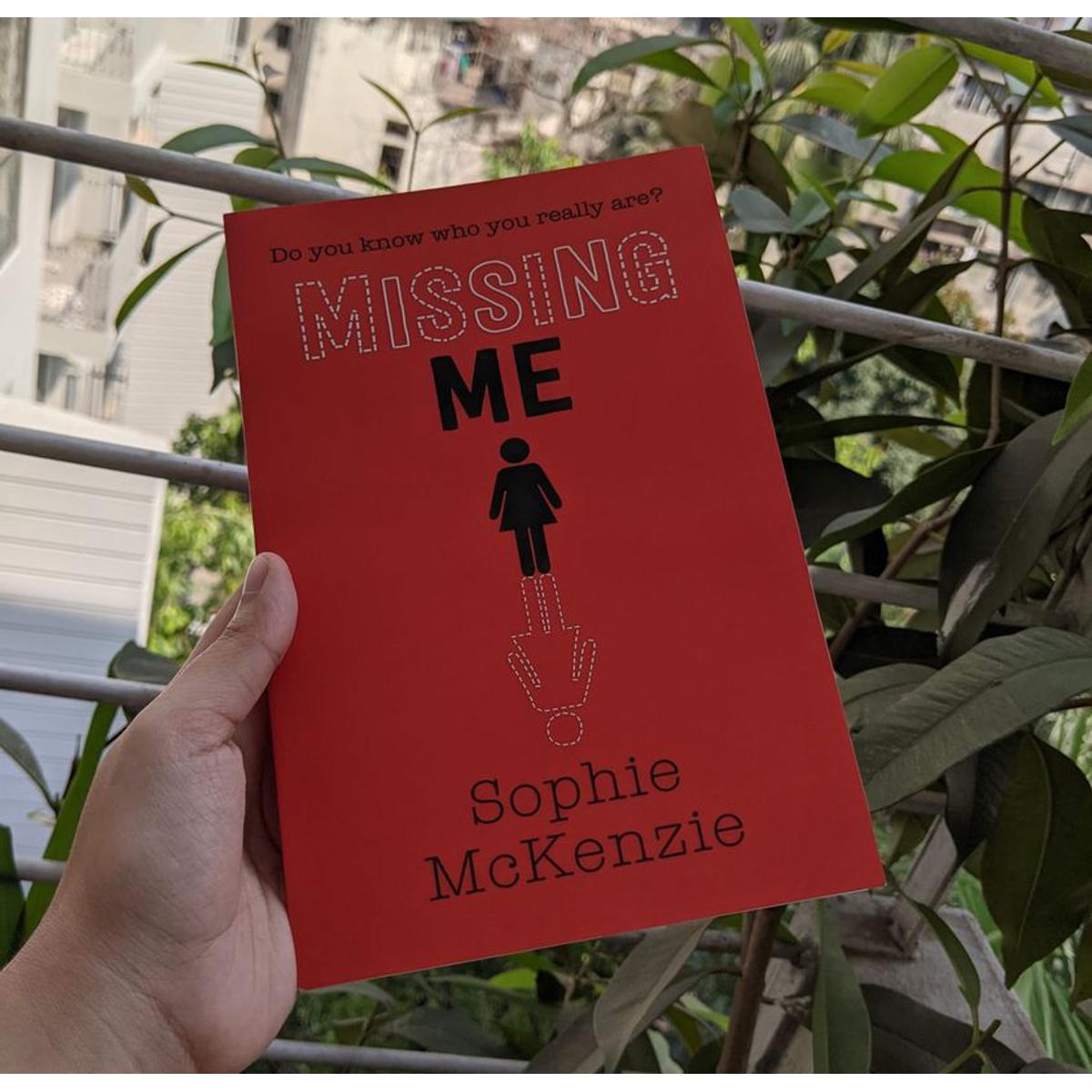 Picture of Missing me by Sophie Mochenzie