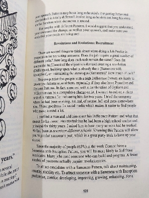 Picture of Words That Change Minds: The 14 Patterns for Mastering the Language of Influence by Shelle Rose Charvet
