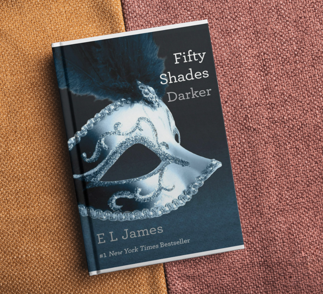 Picture of Fifty Shades Darker : Book Two of the Fifty Shades Trilogy (Fifty Shades of Grey Series, 2) - Premium - Paperback