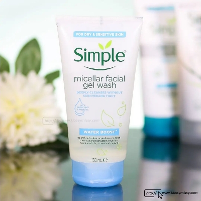 Picture of International UK product Simple micellar facial gel wash used for male/ female - 150 ml e