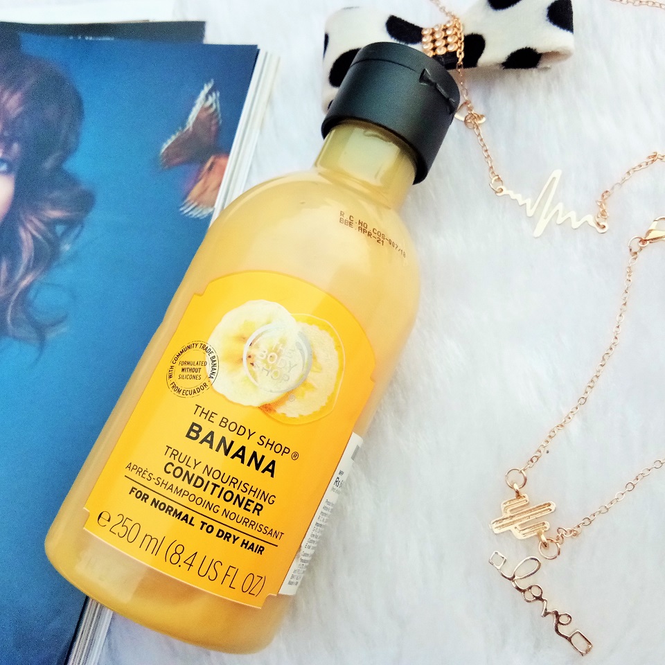 Picture of International UK product Hair care The body shop BANANA shampoo used for male/ female - 250 ml