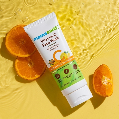 Picture of Indian product skin care Mamaearth Vitamin C face wash used for male female - 100 ml