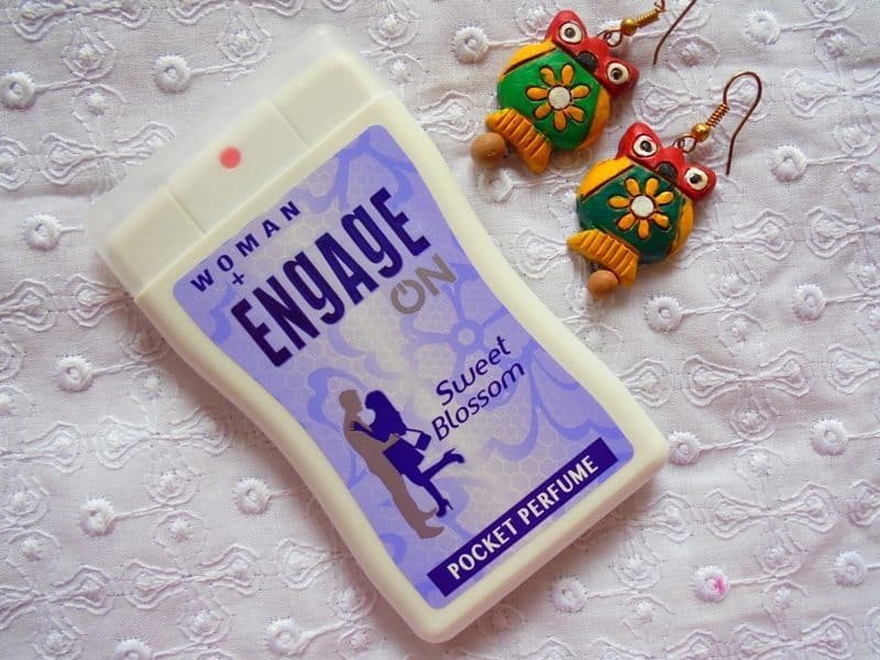 Picture of Indian product Pocket perfume ON Sweet Blossom used for female - 18 ml