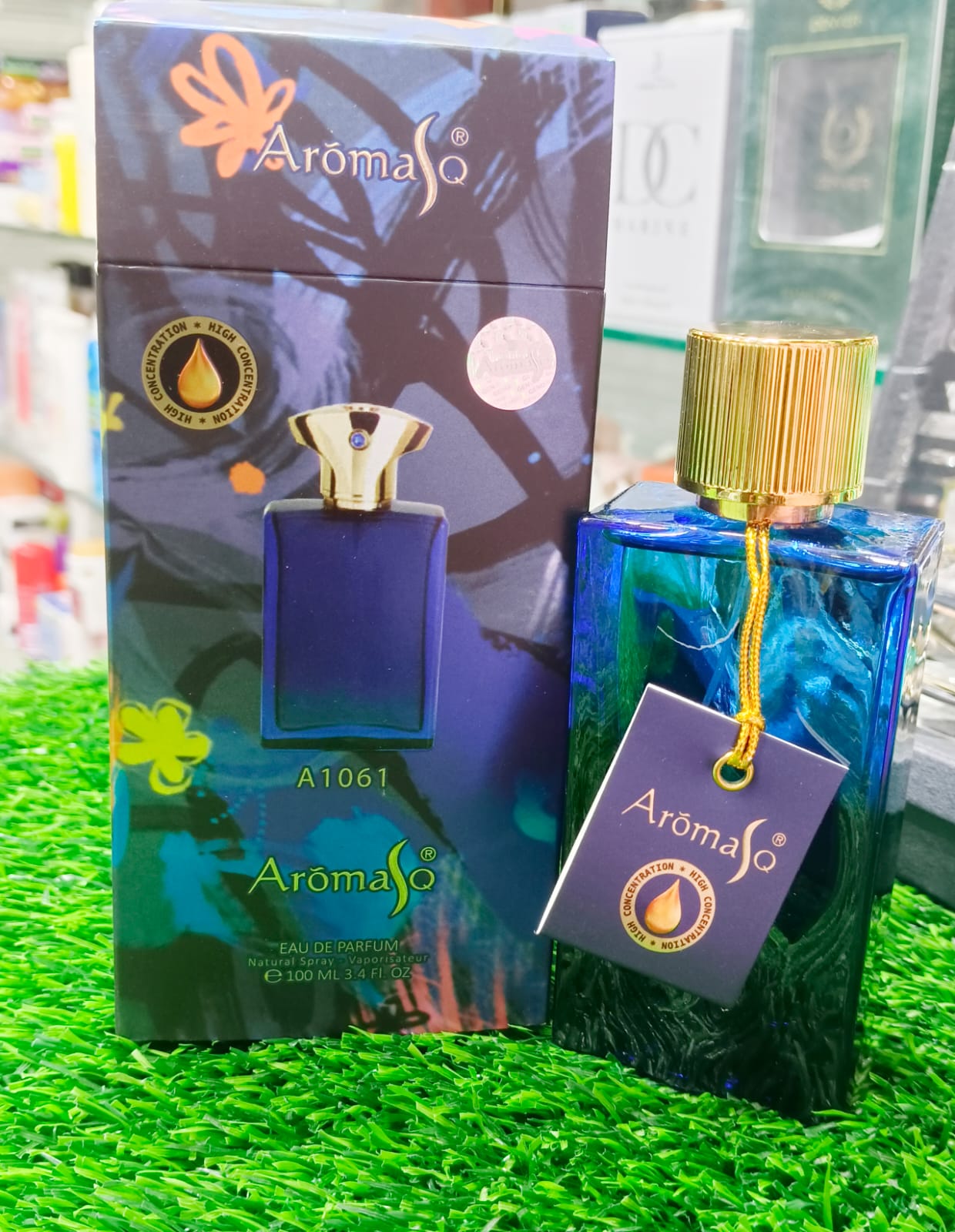 Picture of Strong Fragrance types International UAE Product AROMASQ A 1061 model perfume for male/ female - 100 ml