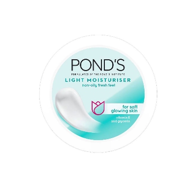 Picture of 100 ml Ponds light moisturiser for soft glowing skin Indian product used for male female