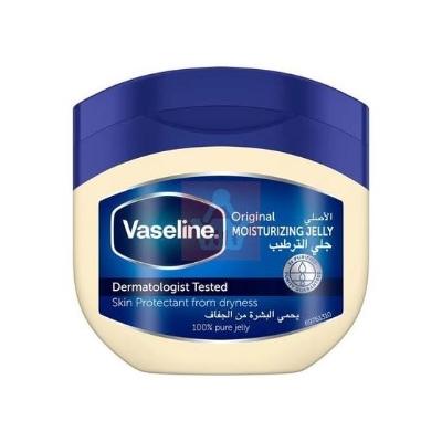Picture of 450 ml Vaseline moisturizing jelly International USA product used for male female