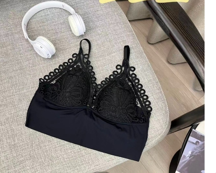Picture of Imported New design free size Stylish Soft Comfortable Padded Bra for Women (one piece)