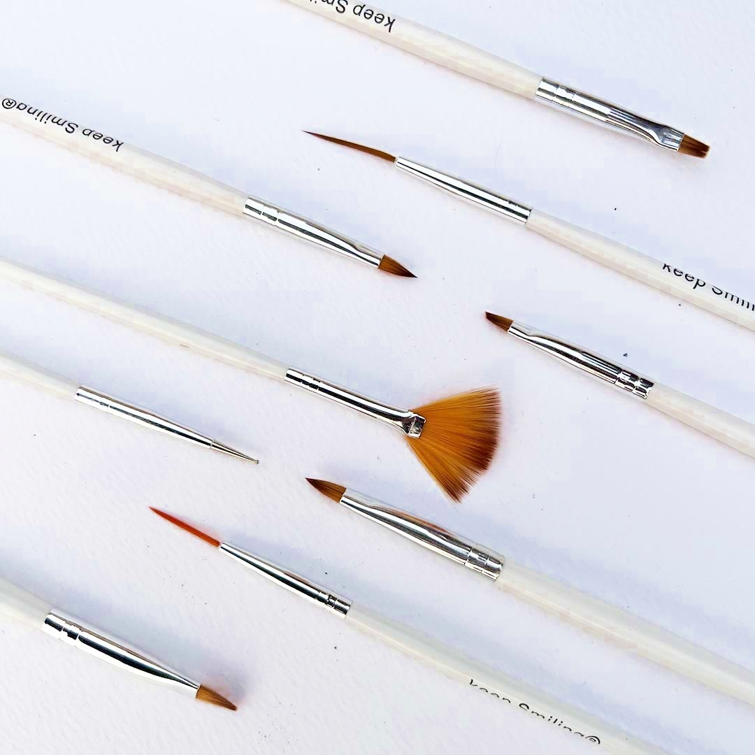Picture of Keep Smiling Fine Detailing Brush Set of 10