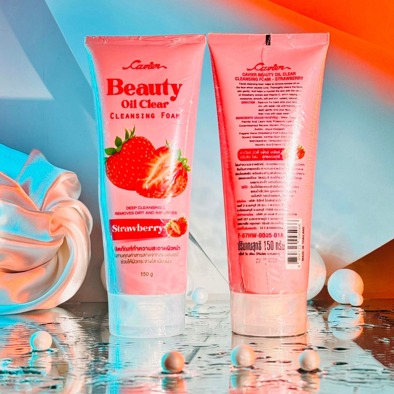 Picture of Cavier Beauty Oil Clear Cleansing Foam in Strawberry Scent