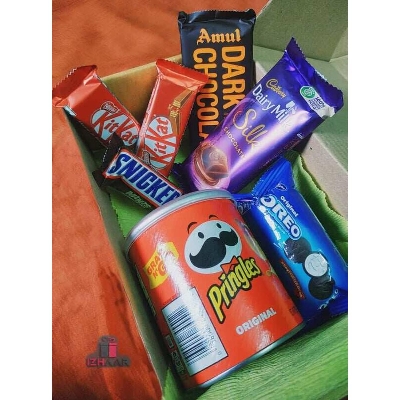 Picture of Special Chocolate and chips Combo With Decorated Package For Gift