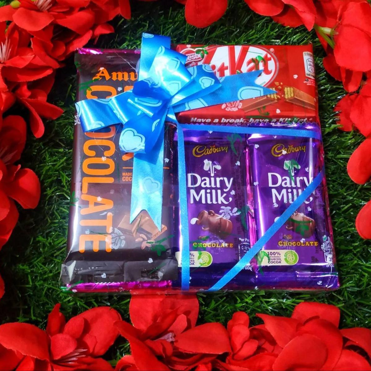 Picture of Chocolate Combo And Gift Packege - Chocolate Box For Gift