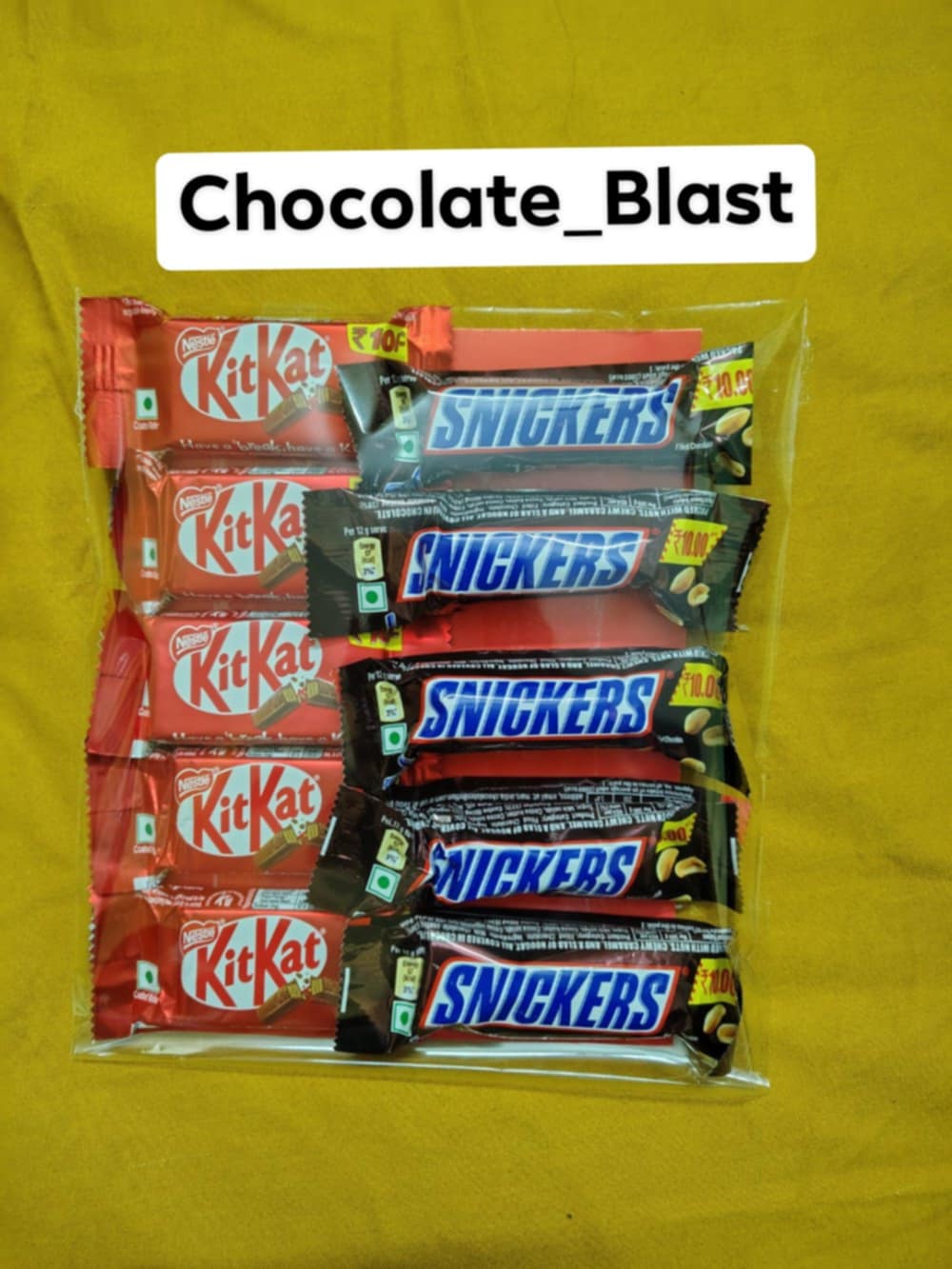 Picture of Gift Chocolate Box 10 Pcs Snickers and kitkats