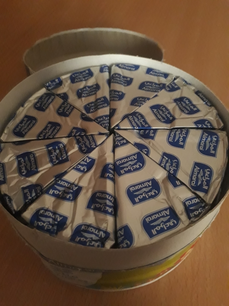Picture of Almarai Triangles Cheese Triangles 32Pcs - 480g