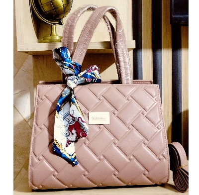 Picture of Fashionable Ladies Luxury Bag