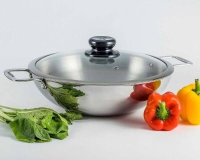 Picture of SKB 3 Layer Wok with Glass Lid, SuS304 Food Grade made by Stainless steel material 26 CM
