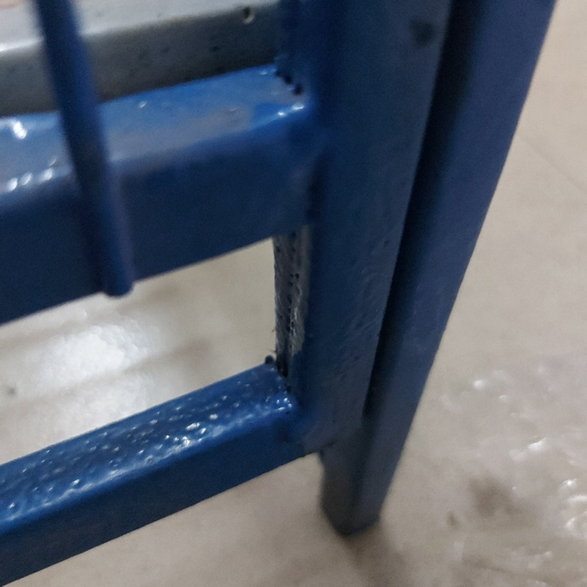 Picture of 2 Floor Nut System Folding Cage Made by 13no. Wire With plastic coded on China Model Pigeon Cage Each Floor Size Length 24"× Width 24" × Height 18 "  Cash On Delivery Available